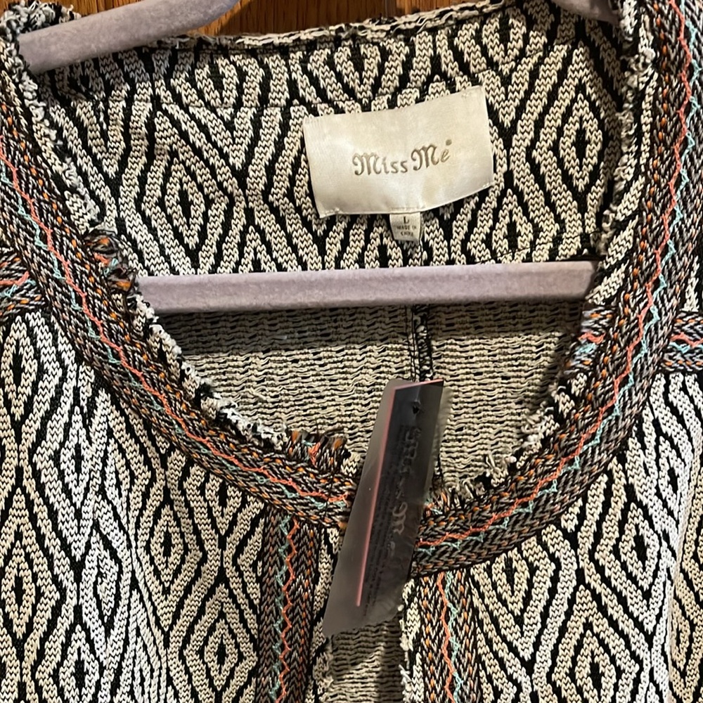 Cardigan - Picture 2 of 5